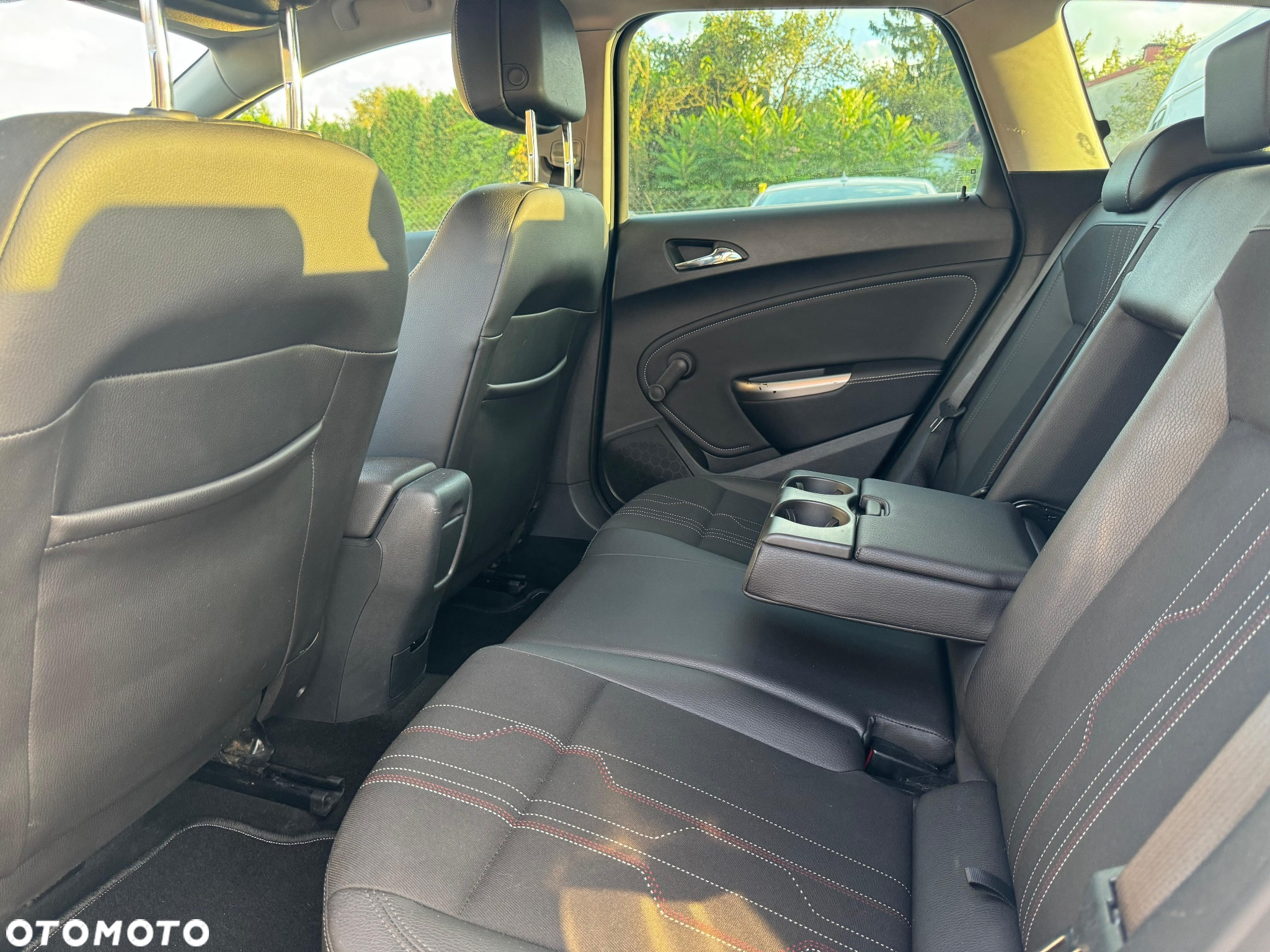 Opel Astra 1.7 CDTI DPF 150 Jahre - 15