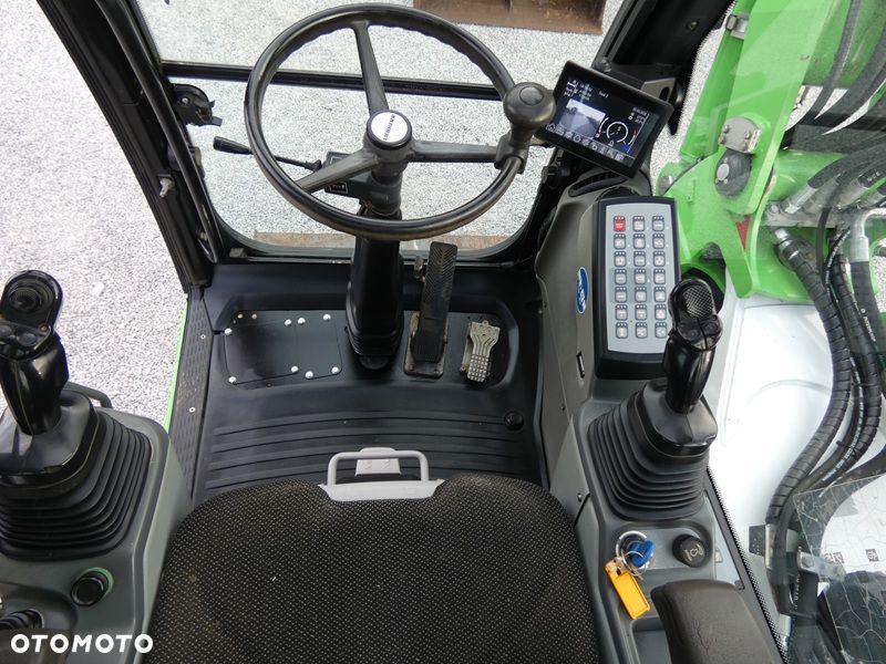 Liebherr A910 Compact / Z Niemiec / Super Stan / BEZ DPF / 2 Łyżki / - 15