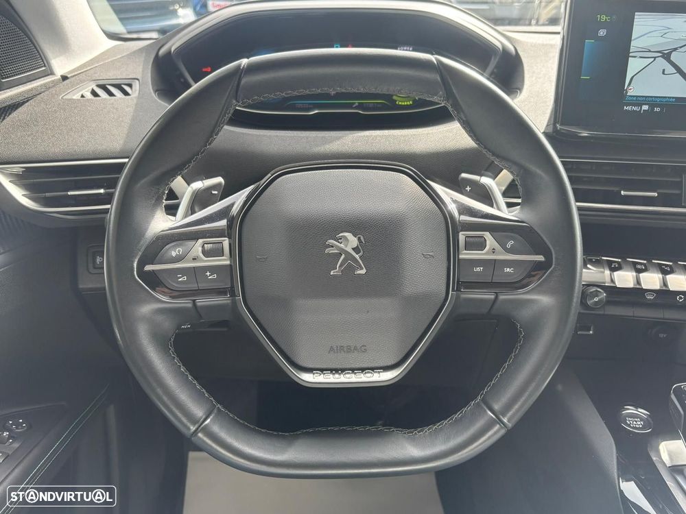 Peugeot 3008 1.6 Hybrid Allure Pack e-EAT8 - 22