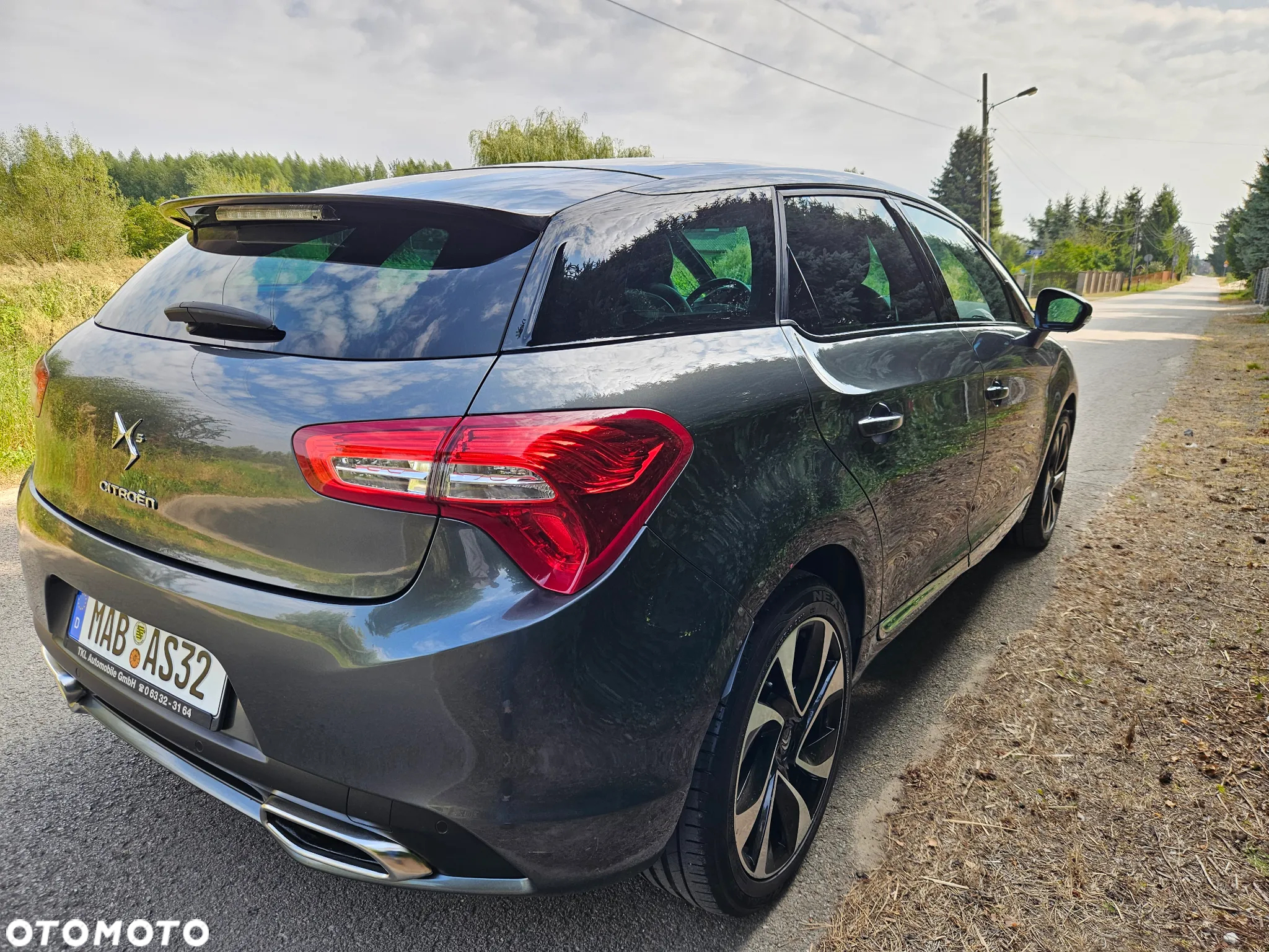 Citroën DS5 1.6 THP SoChic - 10