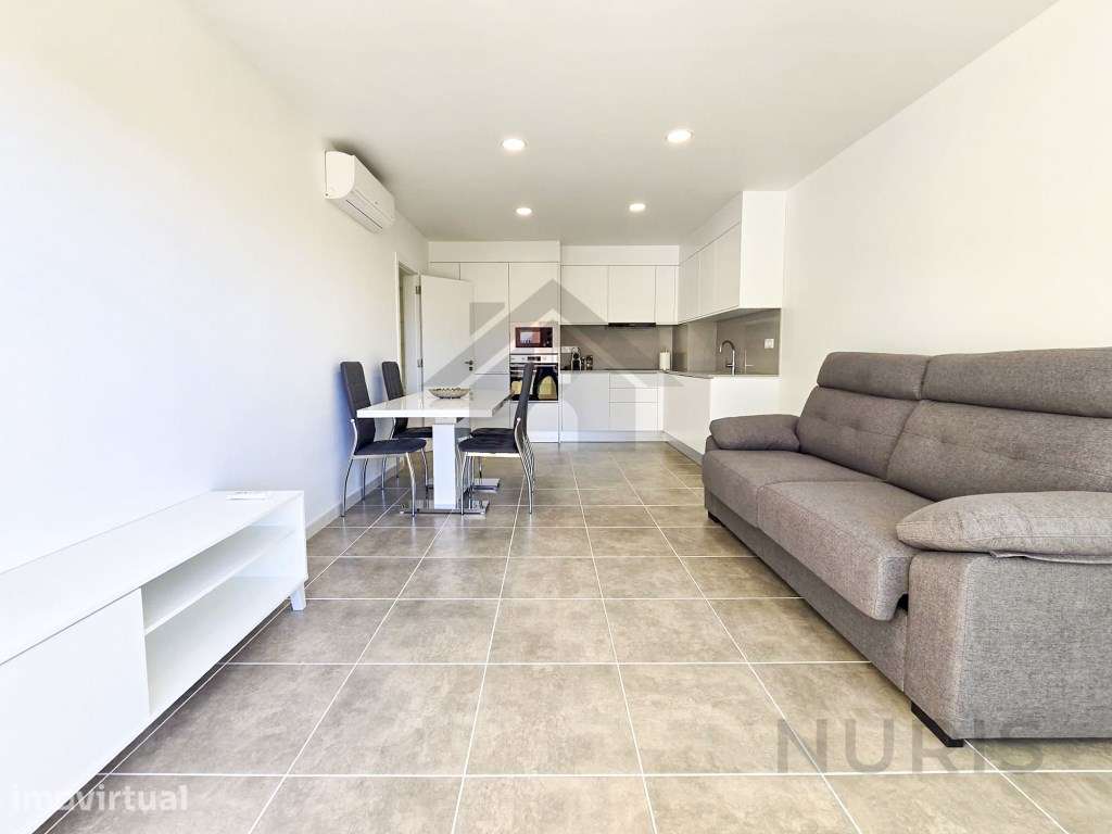 Apartamento T1 com piscina para Arrendamento Anual | Praia da Rocha - Grande imagem: 2/16