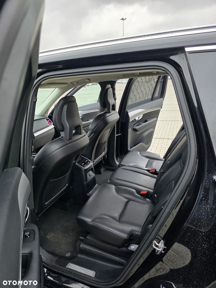 Volvo XC 90 T8 AWD Twin Engine Geartronic Momentum - 7