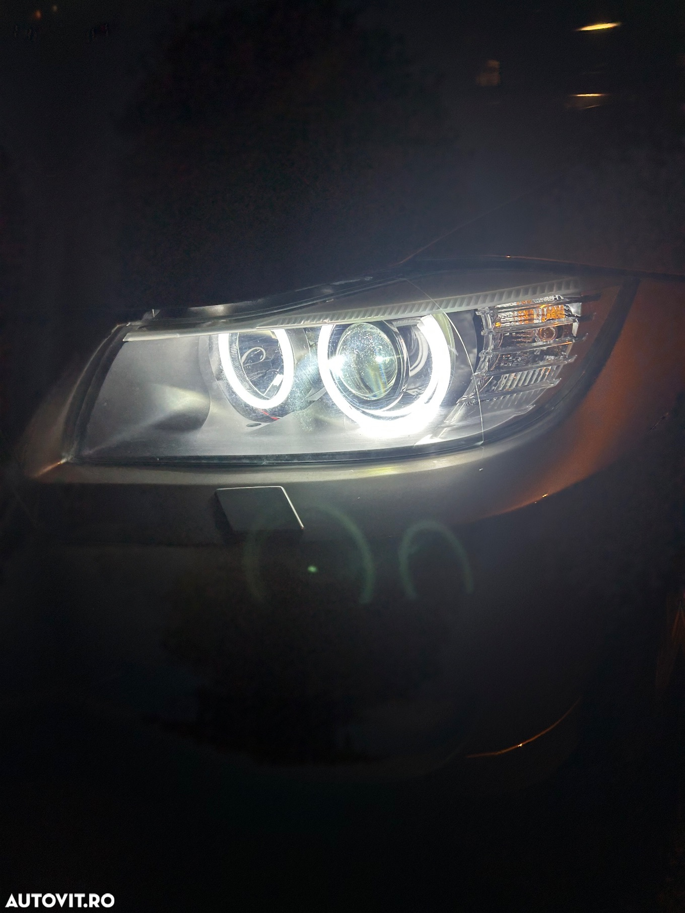 BMW Seria 3 318d DPF Touring Aut. - 20