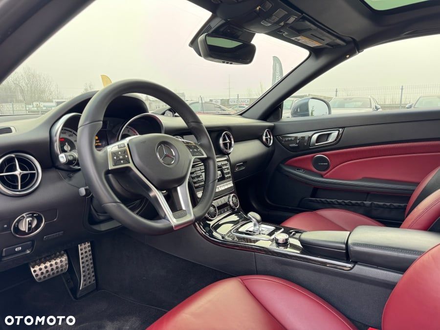 Mercedes-Benz SLK - 11