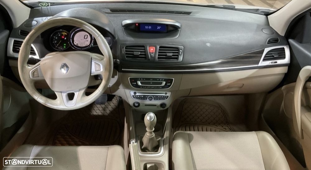 Renault Mégane Sport Tourer 1.5 dCi Dynamique S CO2 Champion - 3