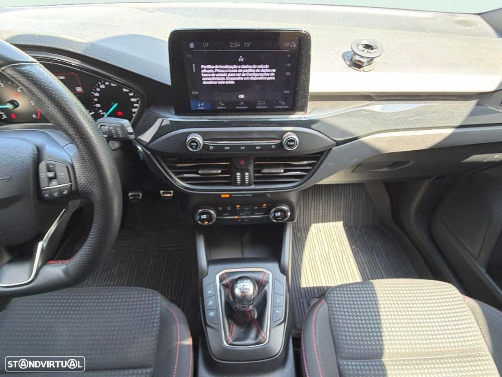 Ford Focus 1.5 TDCi ECOBlue ST-Line - 15
