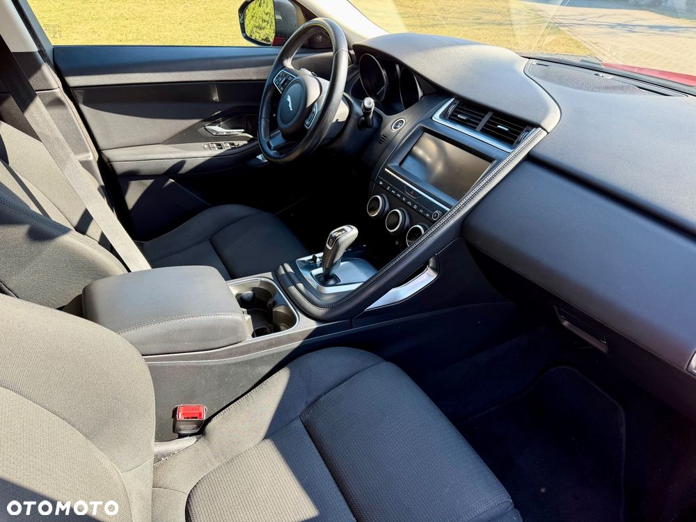 Jaguar E-Pace 2.0 i4D AWD - 29