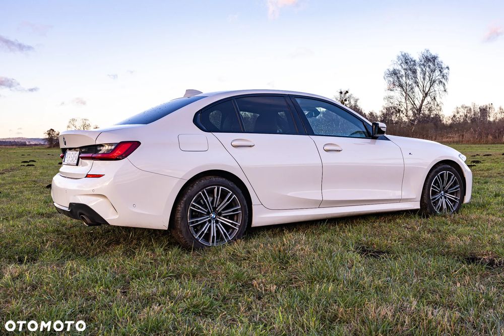 BMW Seria 3 320i xDrive M Sport Sport - 7