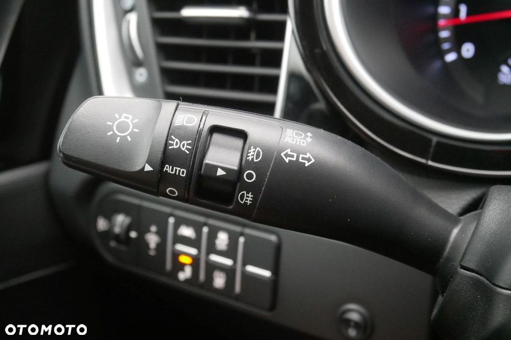 Kia Ceed 1.5 T-GDI Business Line - 24