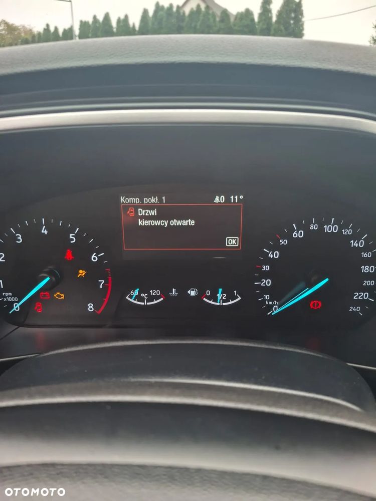 Ford Focus 1.0 EcoBoost Connected - 19