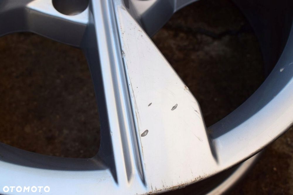 AUDI 17 A4 B9 8W0 Nowy Model Oryginał - 2