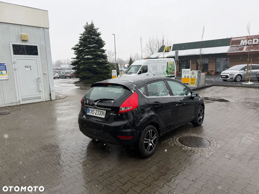 Ford Fiesta 1.25 Ambiente EU5 - 4