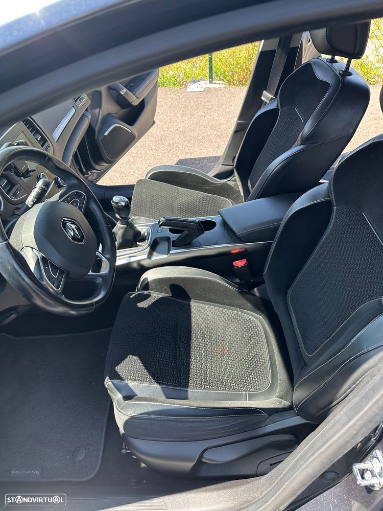 Renault Mégane Sport Tourer 1.5 dCi Intens - 6