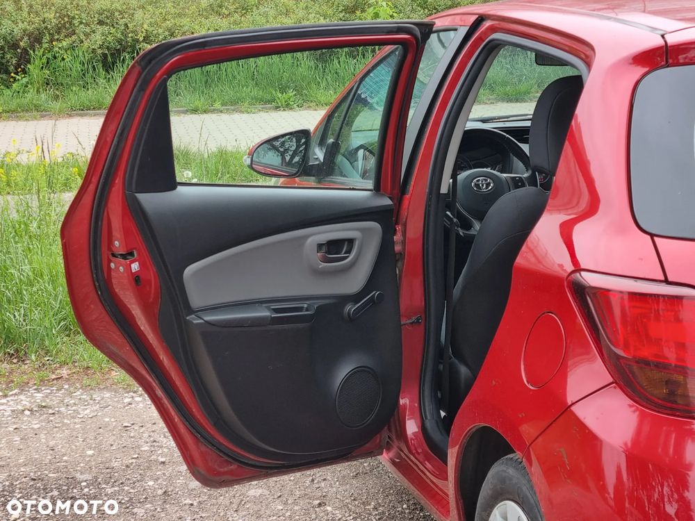Toyota Yaris - 11