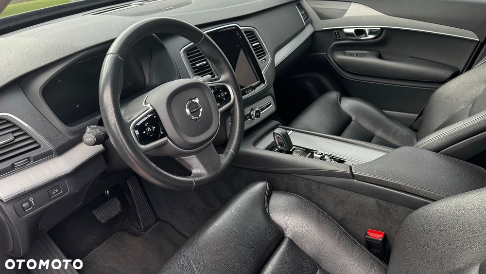 Volvo XC 90 B5 D AWD Ultimate Dark - 8