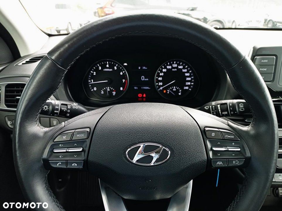 Hyundai i30 - 14