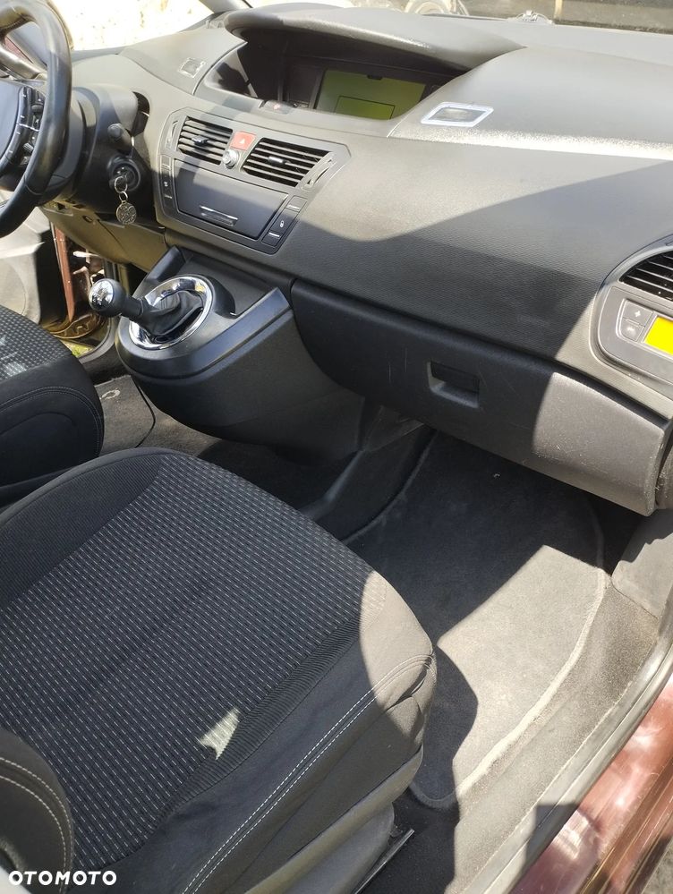 Citroën C4 Picasso - 9