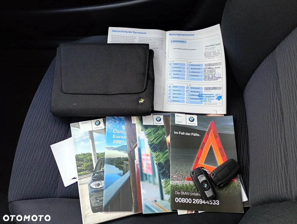 BMW Seria 1 - 35