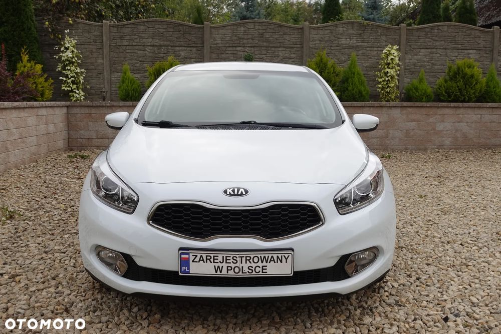 Kia Ceed - 7