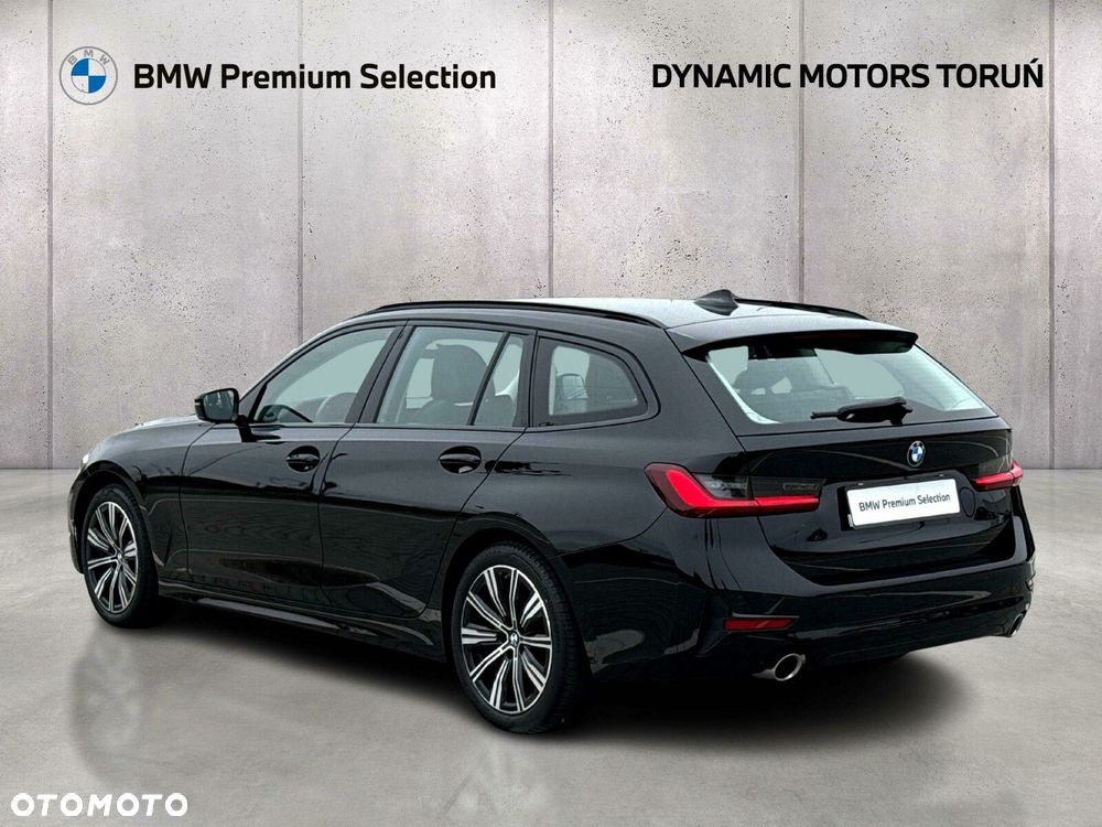 BMW Seria 3 320d Sport Line - 7