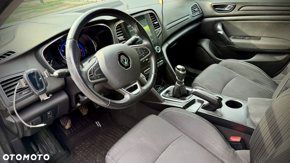 Renault Megane 1.6 SCe Limited - 11