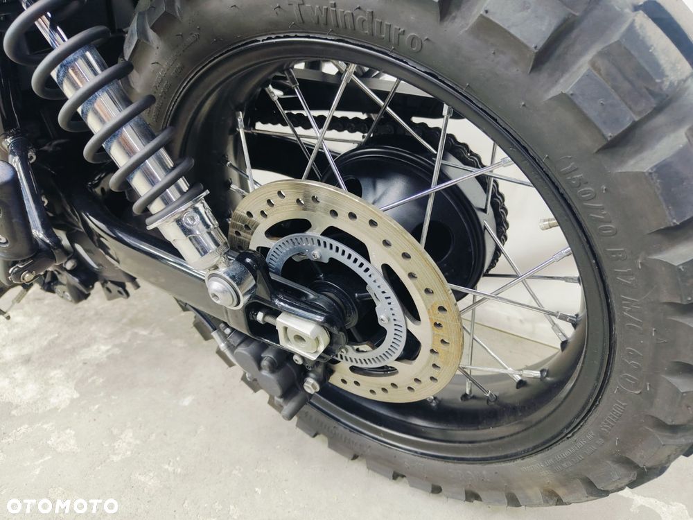 Triumph Street Scrambler - 25
