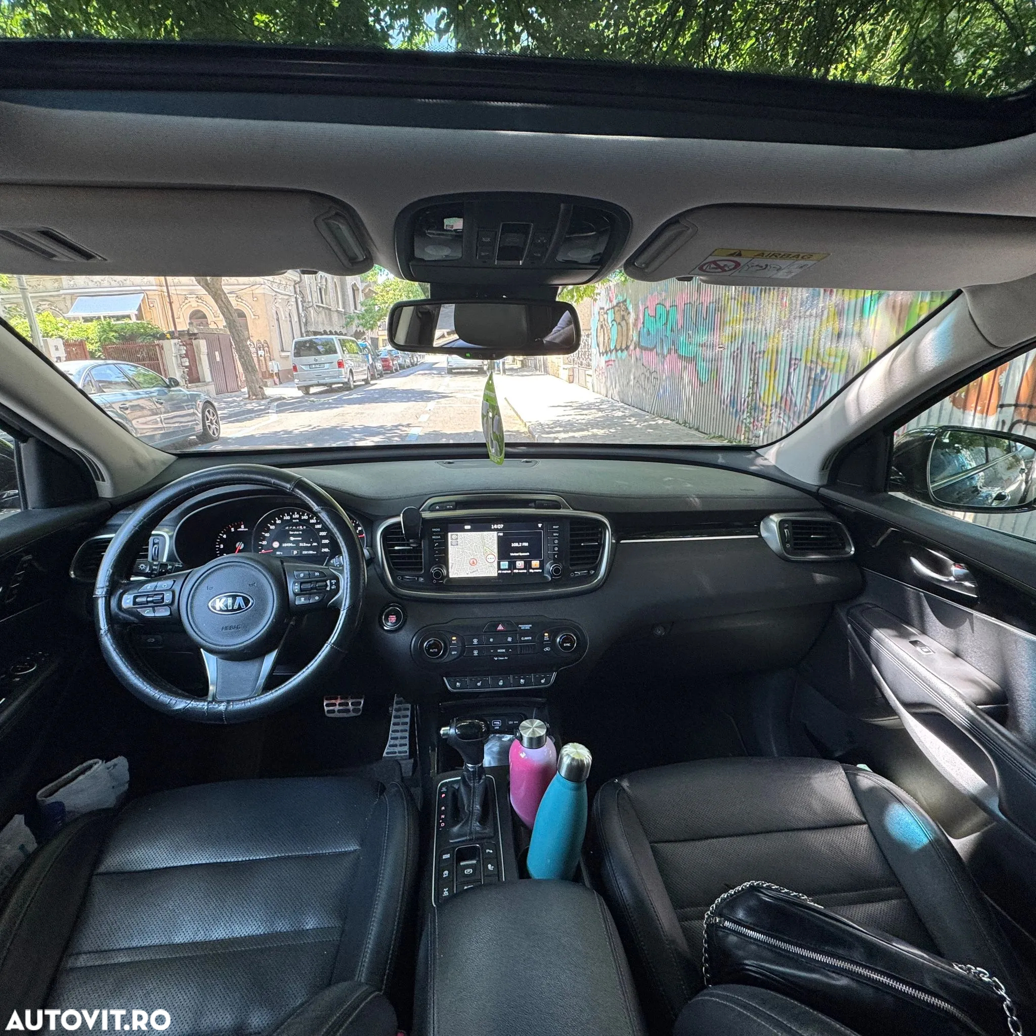 Kia Sorento - 2