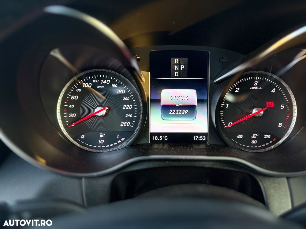 Mercedes-Benz GLC 350 d 4MATIC - 33