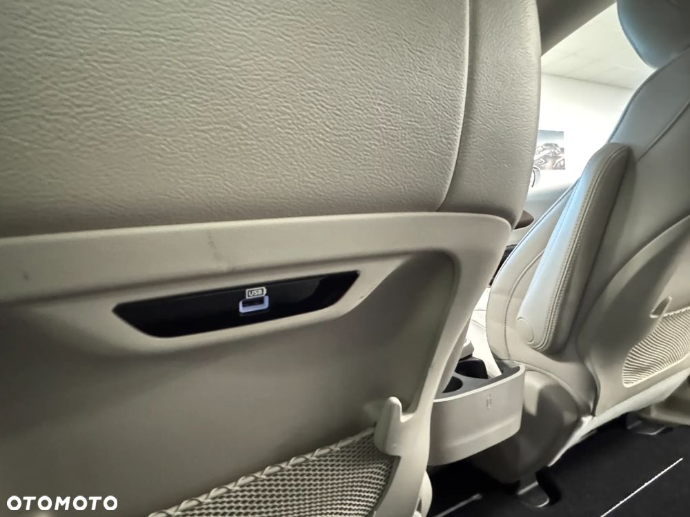 Chrysler Pacifica - 22