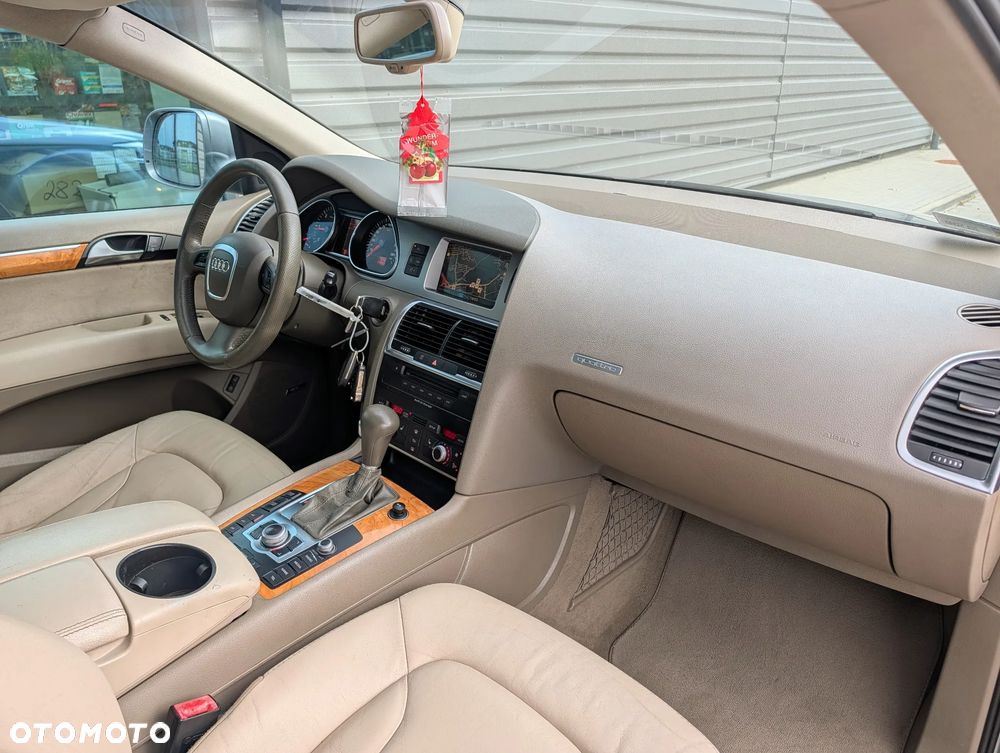 Audi Q7 3.0 TDI Quattro Tiptronic - 12