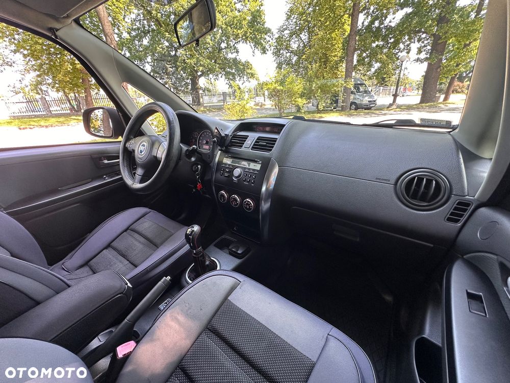 Fiat Sedici 1.6 16V 4x2 Dynamic - 30