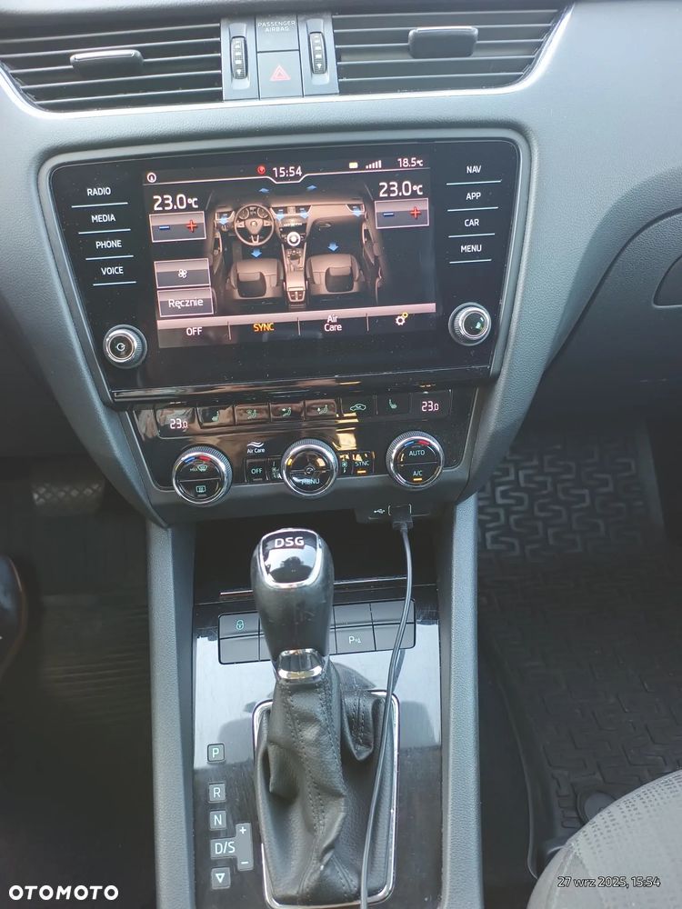 Skoda Octavia ver-2-0-tdi-scr-ambition-dsg - 12