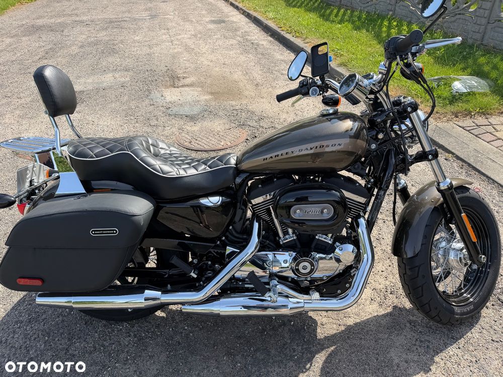 Harley-Davidson Sportster Custom 1200C - 3
