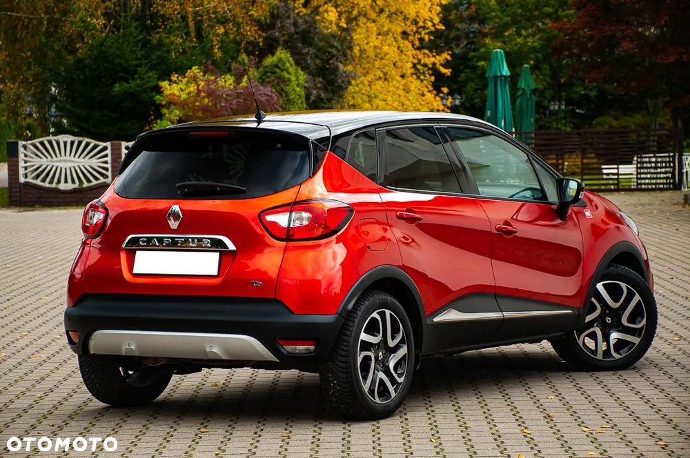 Renault Captur TCe 120 EDC Helly Hansen - 12