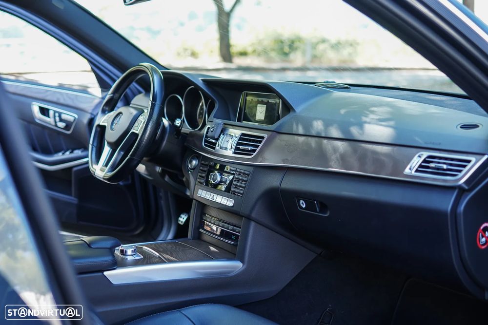 Mercedes-Benz E 300 Bluetec Hybrid Avantgarde - 57