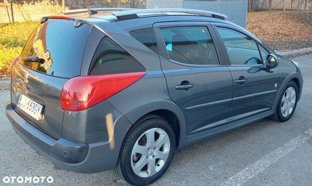 Peugeot 207 1.6 Premium - 2