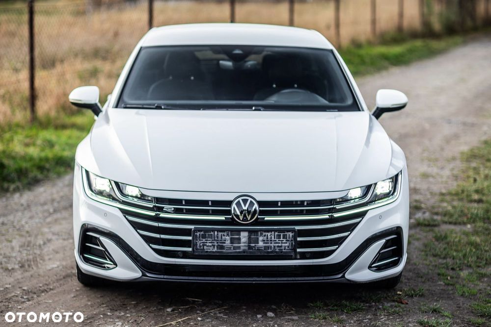 Volkswagen Arteon 2.0 TDI SCR DSG R-Line - 11