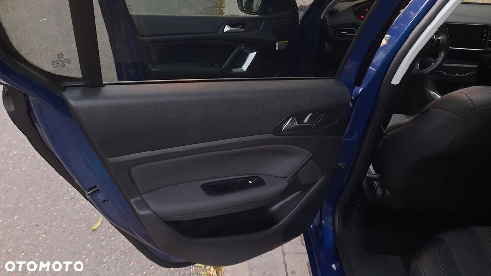 Peugeot 308 1.5 BlueHDi Active Pack Business S&S EAT8 - 27