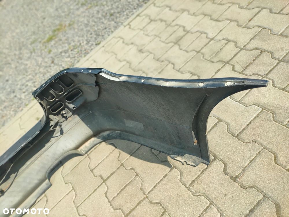 Zderzak tył BMW e 61 lift - 4