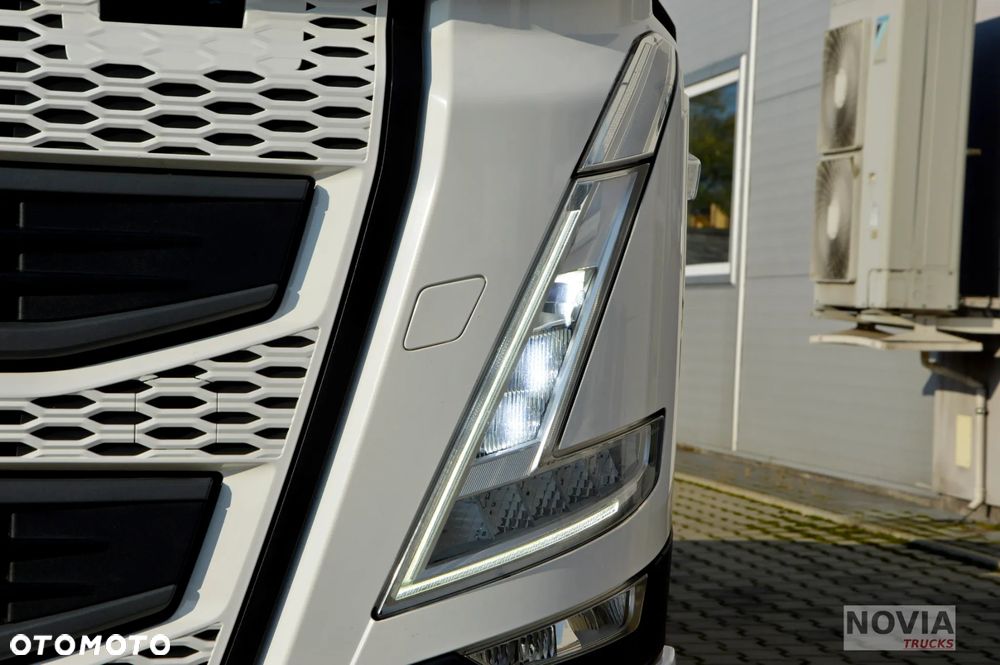 Volvo FH 500 XL / FULL LED / KLIMA POST / ALUSY / ZŁOTY KONTRAKT - 6