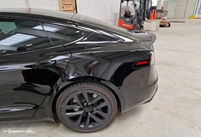Tesla Model S Plaid - 19