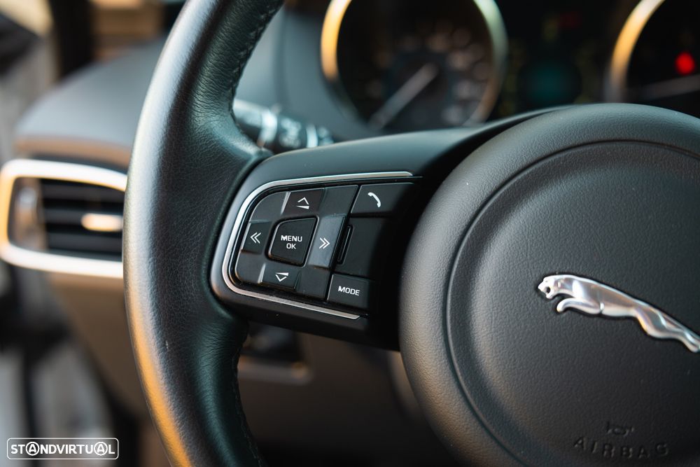 Jaguar F-Pace 2.0 i4D Pure - 26