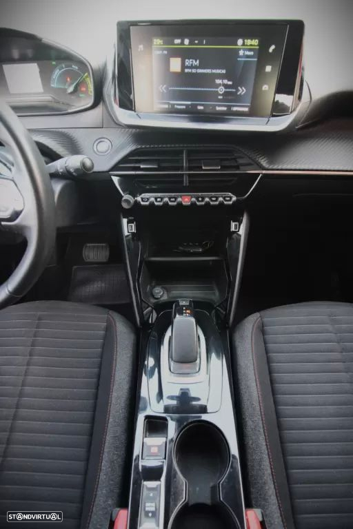 Peugeot e-2008 Active Pack - 17