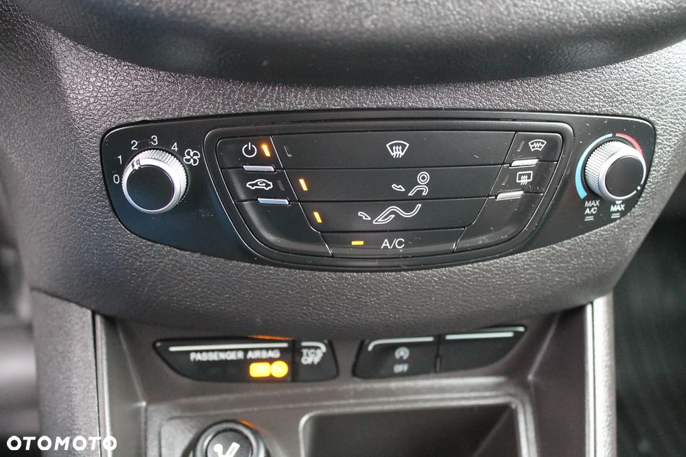Ford Transit Courier Basis - 23