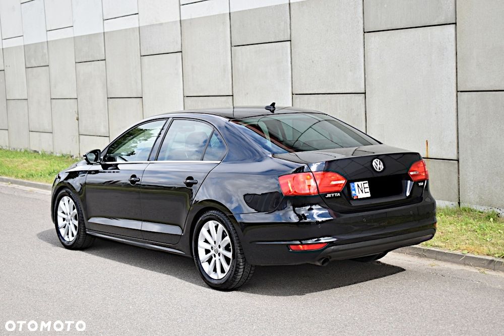 Volkswagen Jetta - 14