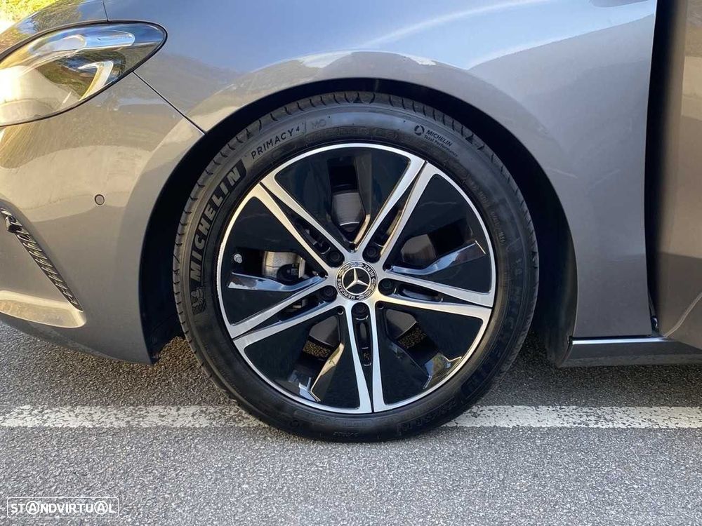 Mercedes-Benz B 180 d - 17