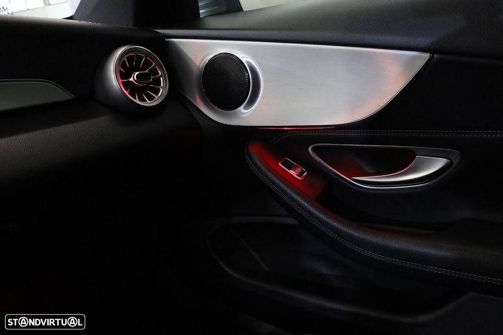 Mercedes-Benz C 180 AMG Line - 39
