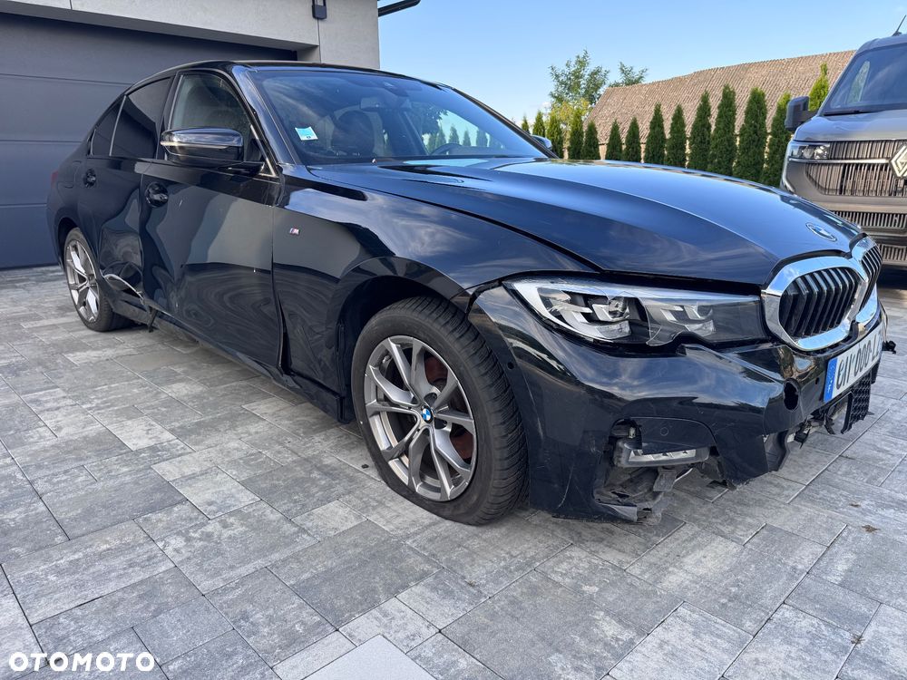 BMW Seria 3 320d xDrive M Sport - 16