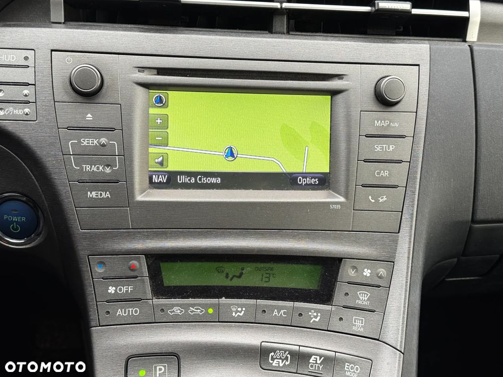 Toyota Prius Plug-in 1.8 HSD Prestige - 15