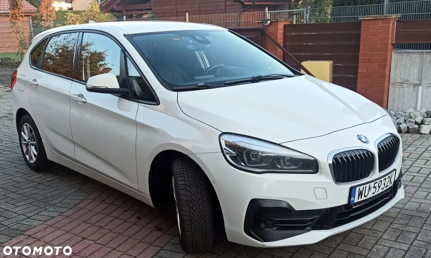 BMW Seria 2 218d - 23